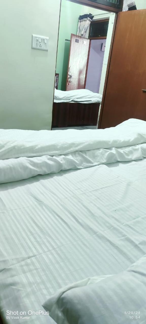 Harsh Home Stay Ayodhya Extérieur photo