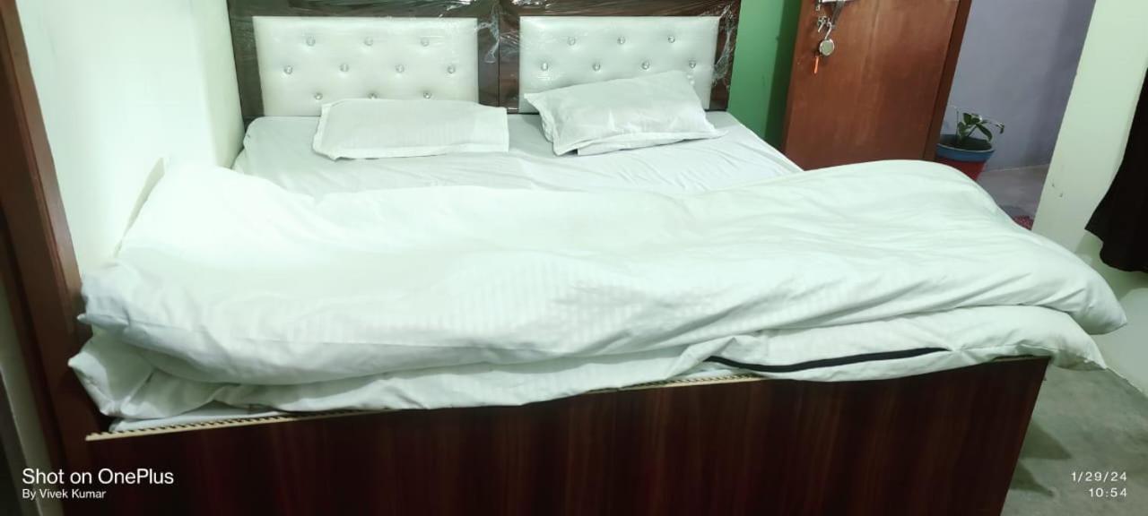 Harsh Home Stay Ayodhya Extérieur photo