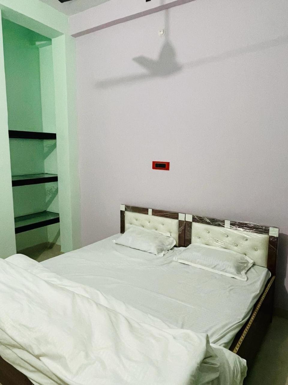 Harsh Home Stay Ayodhya Extérieur photo