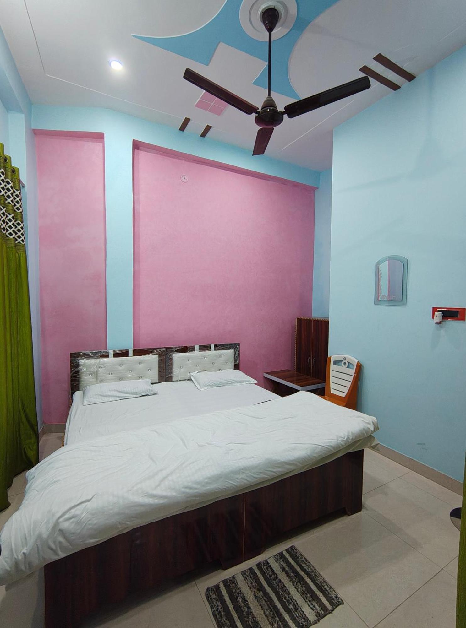 Harsh Home Stay Ayodhya Extérieur photo